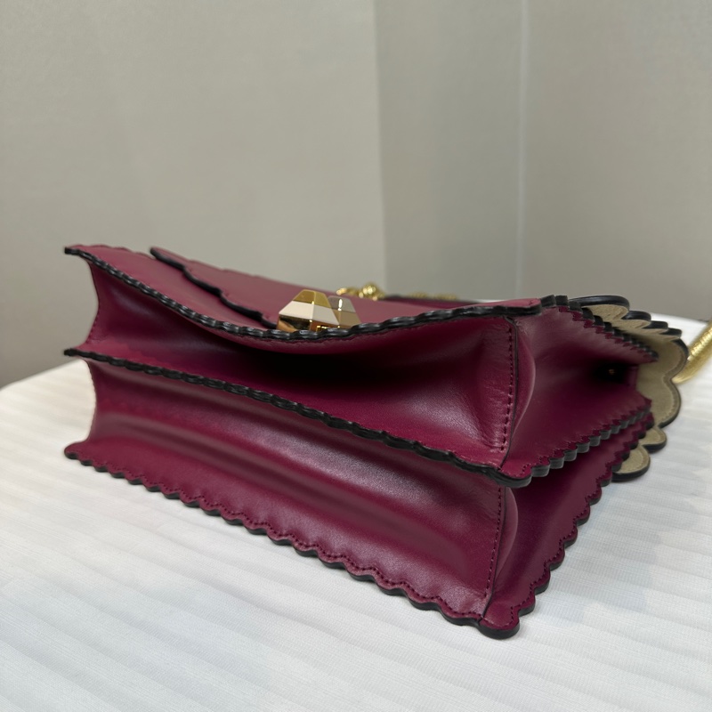 芬迪/Fendi Kan I 中號花邊金扣紫紅色牛皮手提肩背包25x11x18cm-5