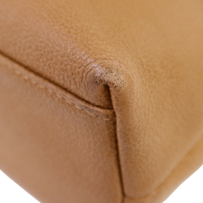 CHANEL 牛皮皮革Vintage Hand Bag金扣手挽袋-11