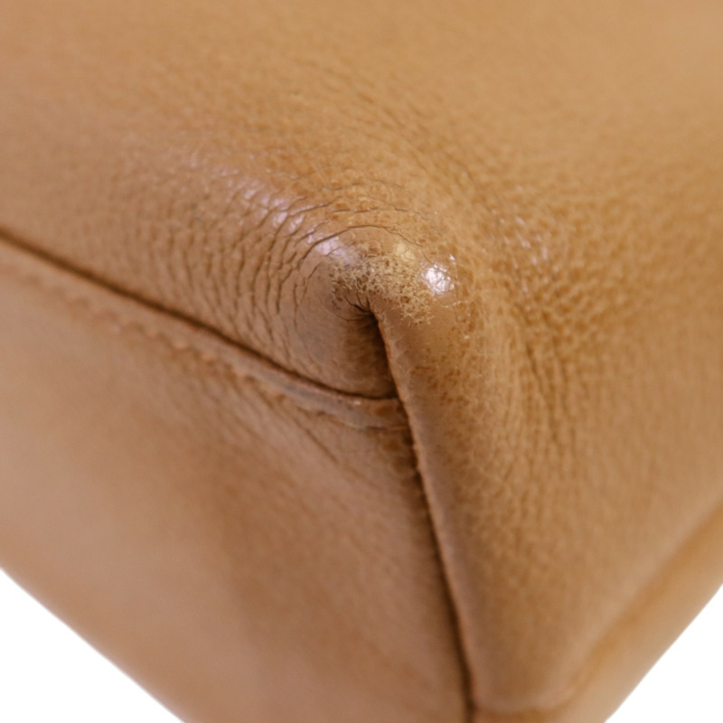 CHANEL 牛皮皮革Vintage Hand Bag金扣手挽袋-13