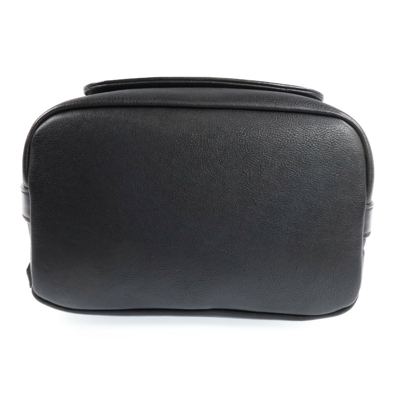 CHANEL 牛皮皮革Backpack金扣背包-3