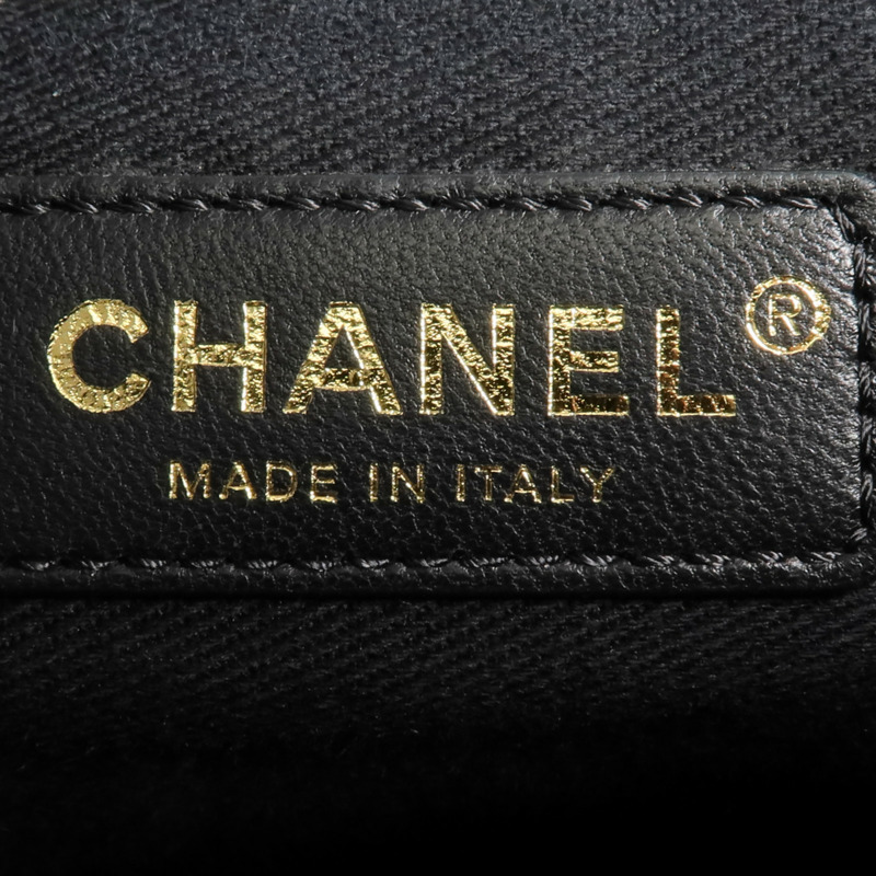 CHANEL 牛皮皮革Backpack金扣背包-5