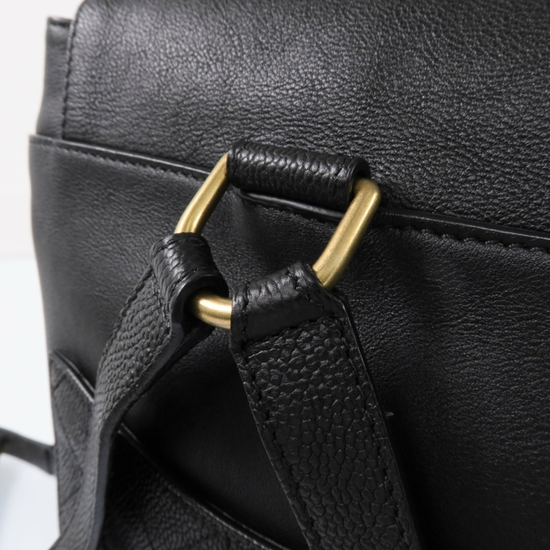 CHANEL 牛皮皮革Backpack金扣背包-14