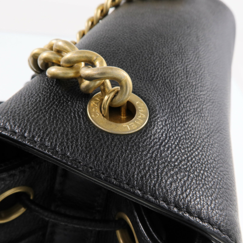 CHANEL 牛皮皮革Backpack金扣背包-15