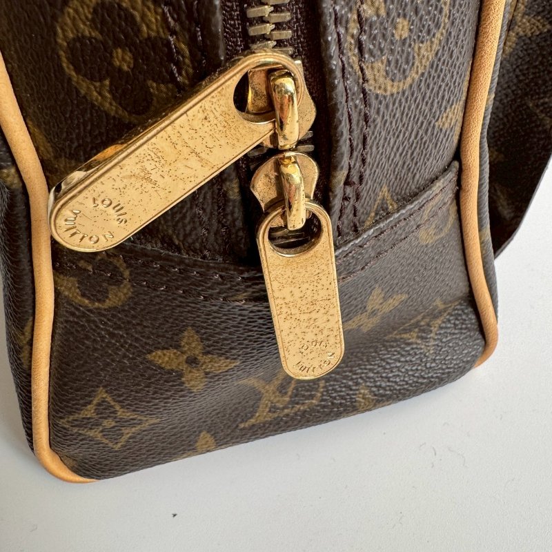 🎉近九成新✨經典不敗款 LV 經典花紋烏瑪舒曼手提包-17