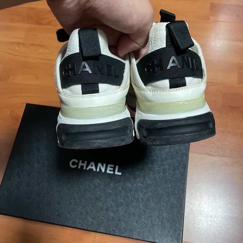 Chanel香奈兒正品金標24S低幫休閒鞋 女款 白色 36碼-4