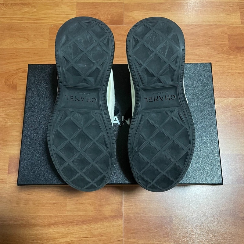 Chanel香奈兒正品金標24S低幫休閒鞋 女款 白色 36碼-6