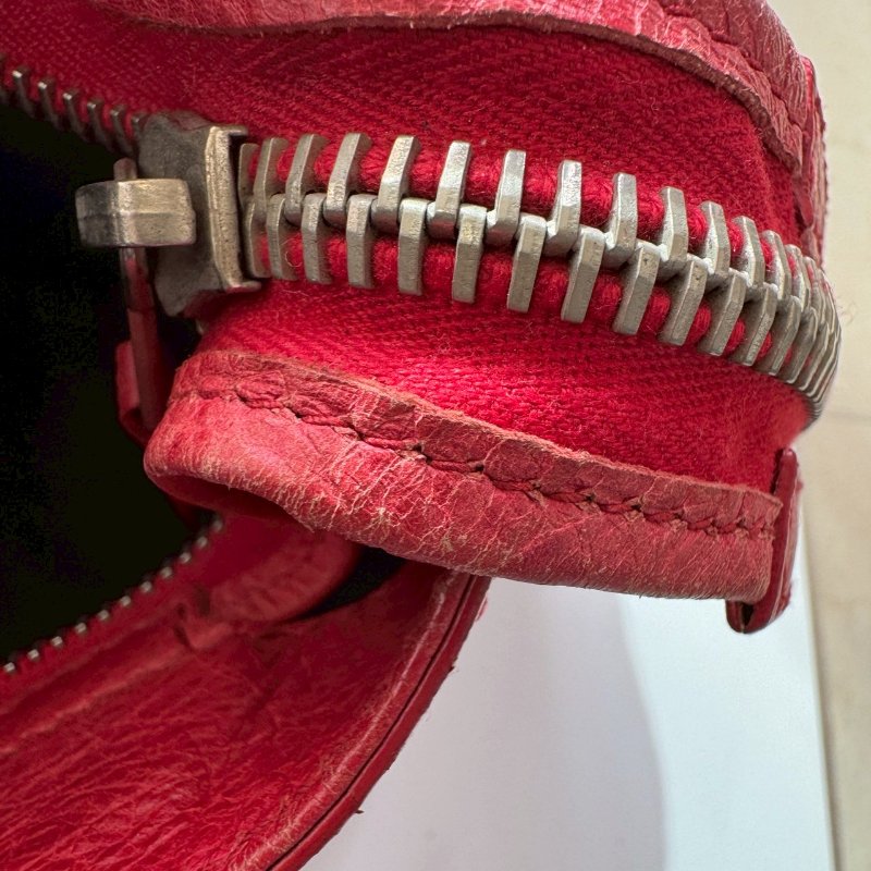 ✨外出無腦帶 BALENCIAGA 紅色皮革鉚釘機車包-25