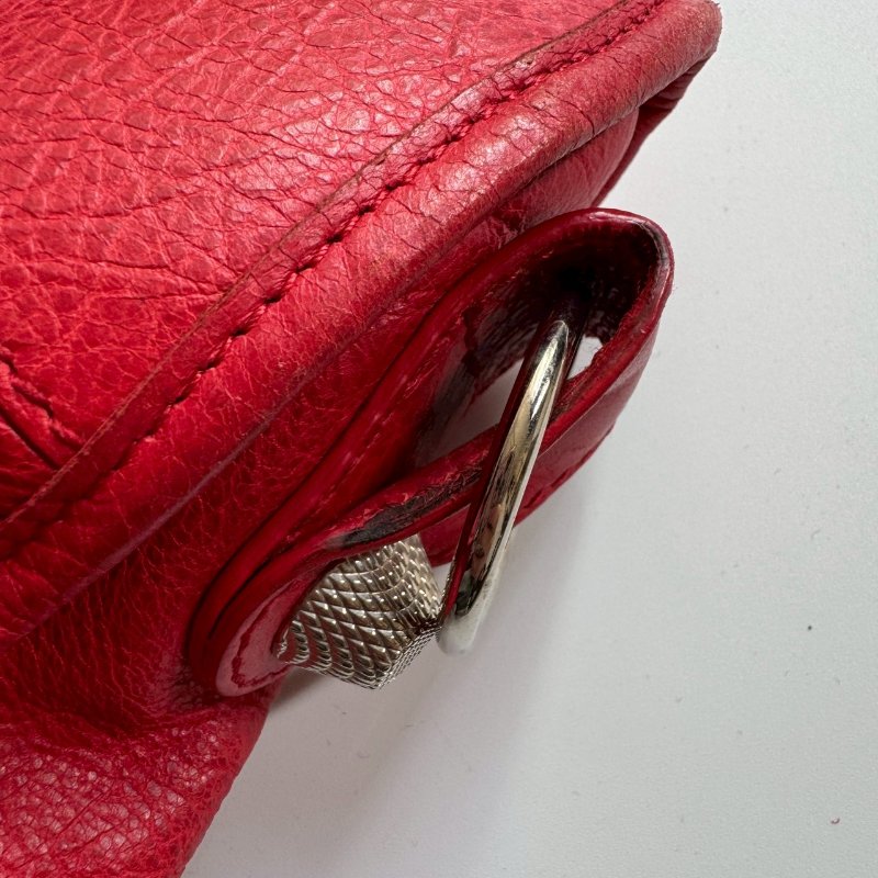 ✨外出無腦帶 BALENCIAGA 紅色皮革鉚釘機車包-36