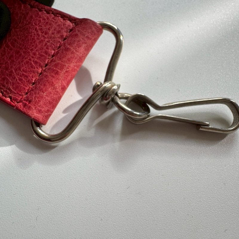 ✨外出無腦帶 BALENCIAGA 紅色皮革鉚釘機車包-40