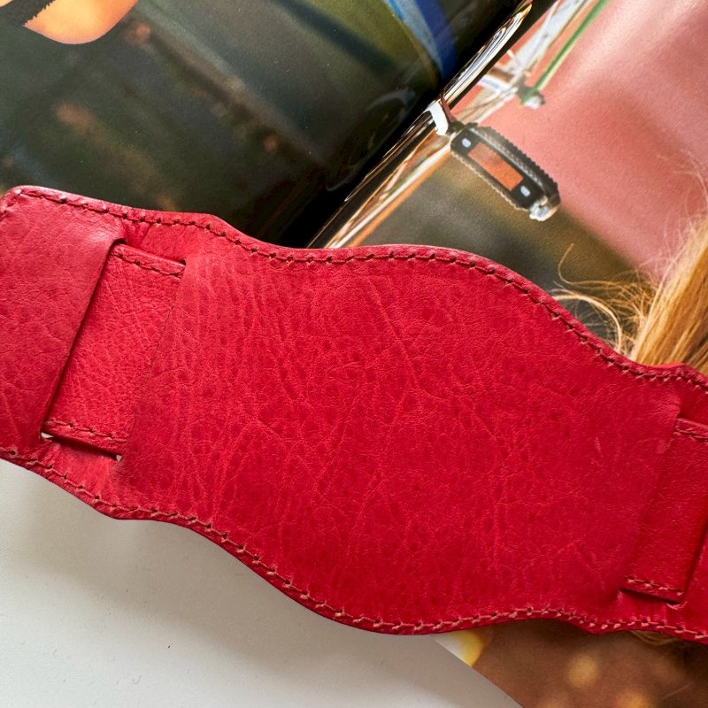 ✨外出無腦帶 BALENCIAGA 紅色皮革鉚釘機車包-46