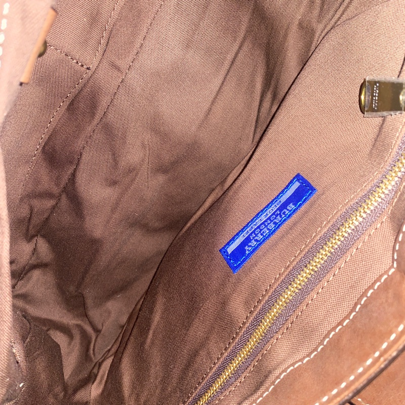 經典色Burberry 辣妹腋下包-8