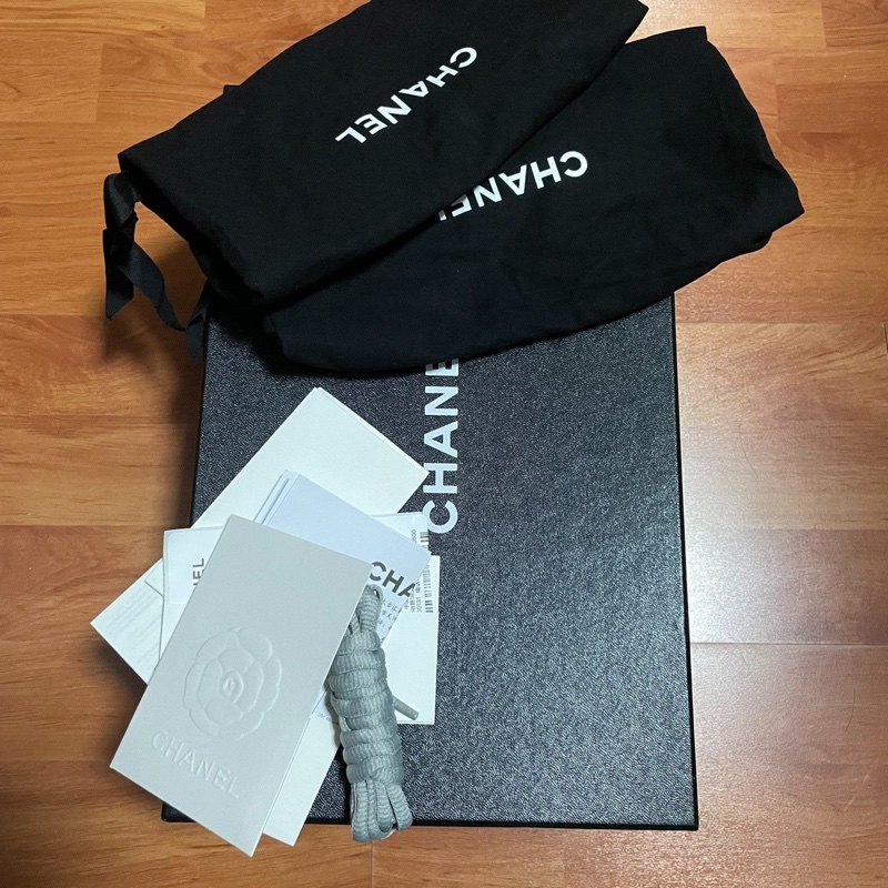 Chanel香奈兒銀角大王 雙C徽標運動鞋 白銀色 38碼-8