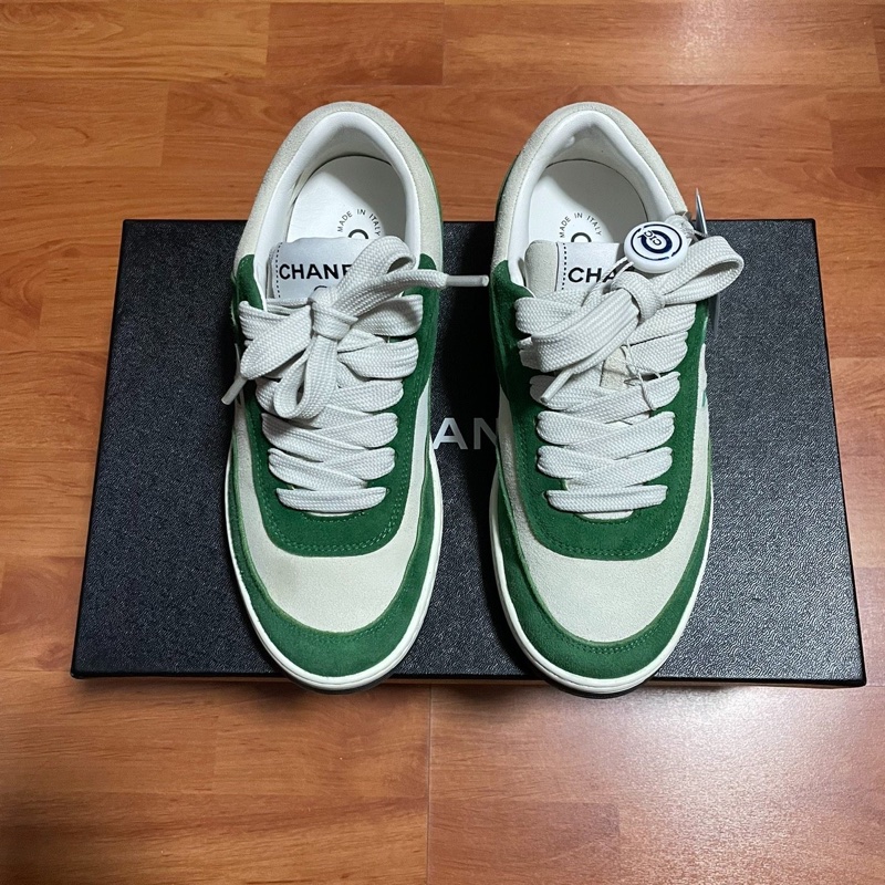 Chanel香奈兒雙C徽標 低幫時尚板鞋 女款 白綠 35.5碼-2