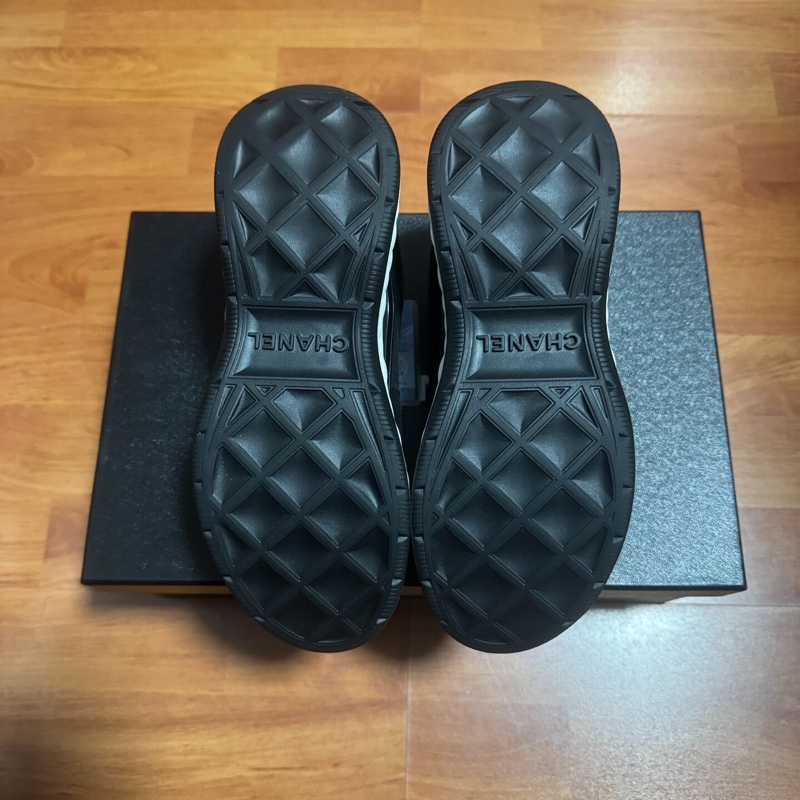 Chanel正品香奈兒運動鞋 低幫徽標休閒鞋 女款 黑色 36碼-6