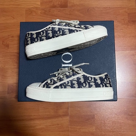 Dior迪奧walk'dior滿印厚底CD印花休閒板鞋 35.5碼