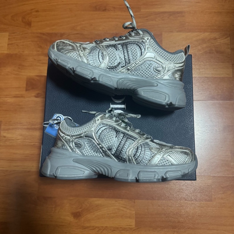 Dior老爹鞋迪奧Chrono低幫字母簽名款 女款 灰銀色 36碼-1