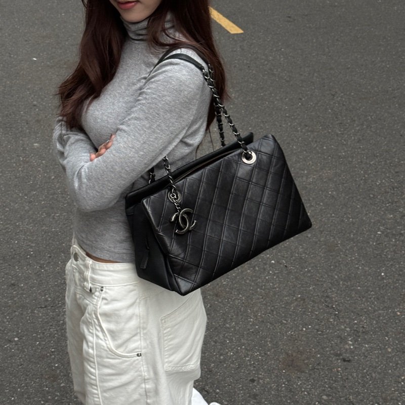 【極新🎁】 Chanel 香奈兒 復古銀釦 牛皮 肩背包 （專櫃243,100）-30