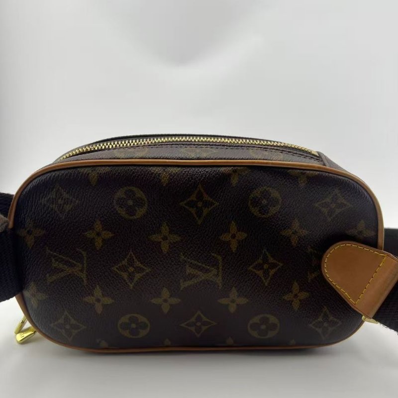 路易威登 Monogram 老花腰包 / 胸包-7