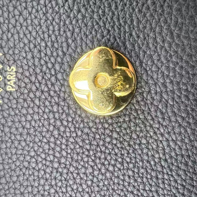 路易威登 Pont 9 Soft 中號手袋-19