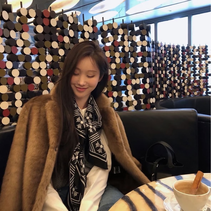 Chrome Hearts 克羅心黑白十字花絲巾 Math Plus Scarf-4