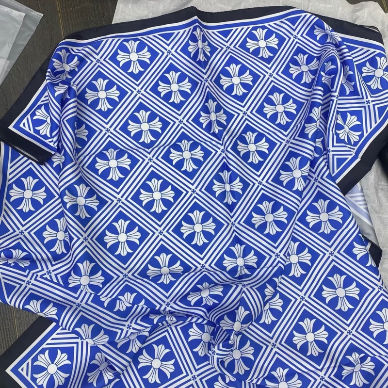 Chrome Hearts 克羅心藍黑白十字花絲巾 Math Plus Scarf-0