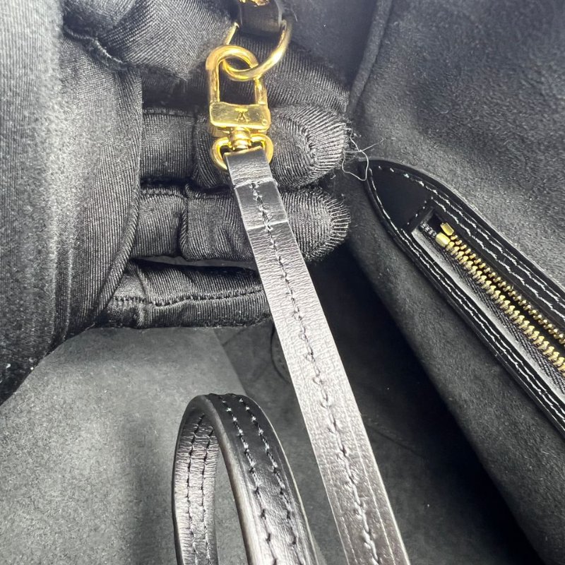 路易威登 Game On 系列 Neverfull 中號托特包-17