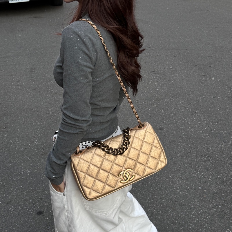 【超級新❗️】 Chanel CF28 極稀有黃金色口蓋包（絕版限量專櫃30萬）-0