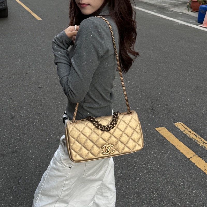 【超級新❗️】 Chanel CF28 極稀有黃金色口蓋包（絕版限量專櫃30萬）-1