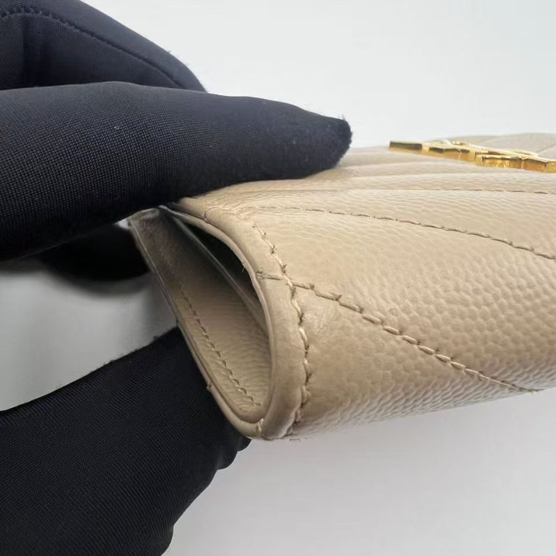 伊夫聖羅蘭 Monogram 系列短款錢包-9