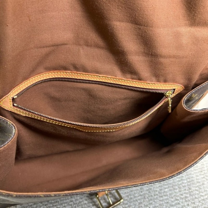 LV路易威登公文包郵差包 經典Monogram老花 棕色配色 皮質細膩 包型硬挺 容量大 日常通勤、出門都很實用。可手提可斜挎可單肩 百搭不挑人-20