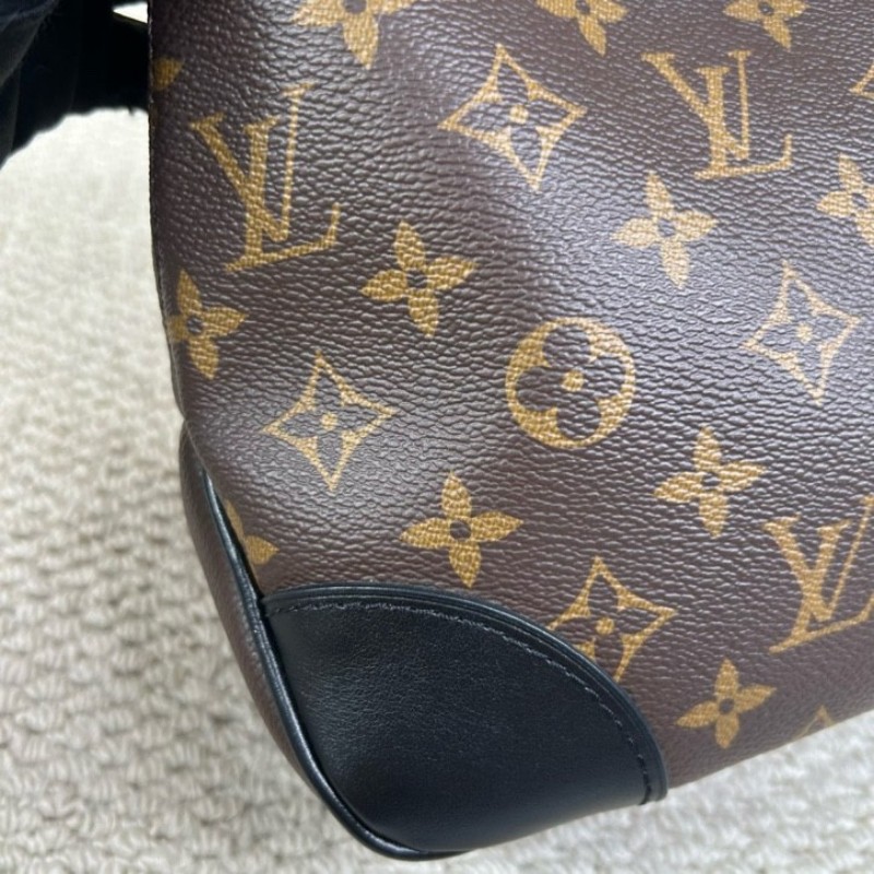 zzy hj ZZZ LV路易威登黑牛角 芯片款 經典老花 拼接黑色皮革 復古又時髦 配有兩根肩帶 背法多多 四季都能輕鬆搭配-15