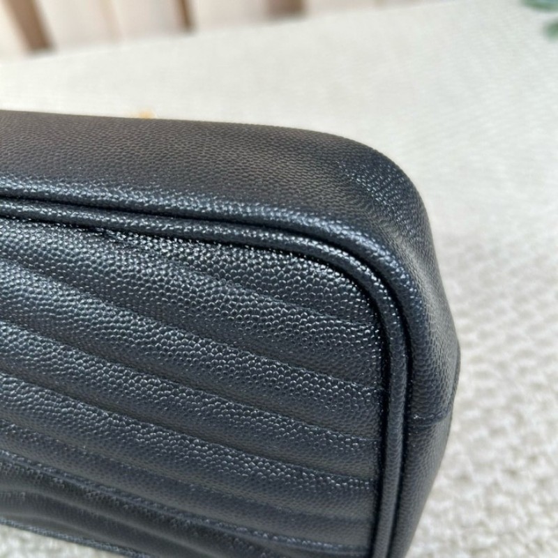 YSL聖羅蘭黑色荔枝紋流蘇相機包 採用绗縫V型標誌 容量合適 經典黑金配色 流蘇鏈條 可單肩可斜挎-13