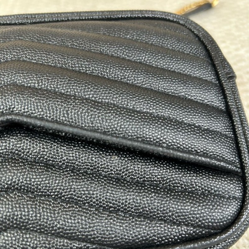 YSL聖羅蘭黑色荔枝紋流蘇相機包 採用绗縫V型標誌 容量合適 經典黑金配色 流蘇鏈條 可單肩可斜挎-19