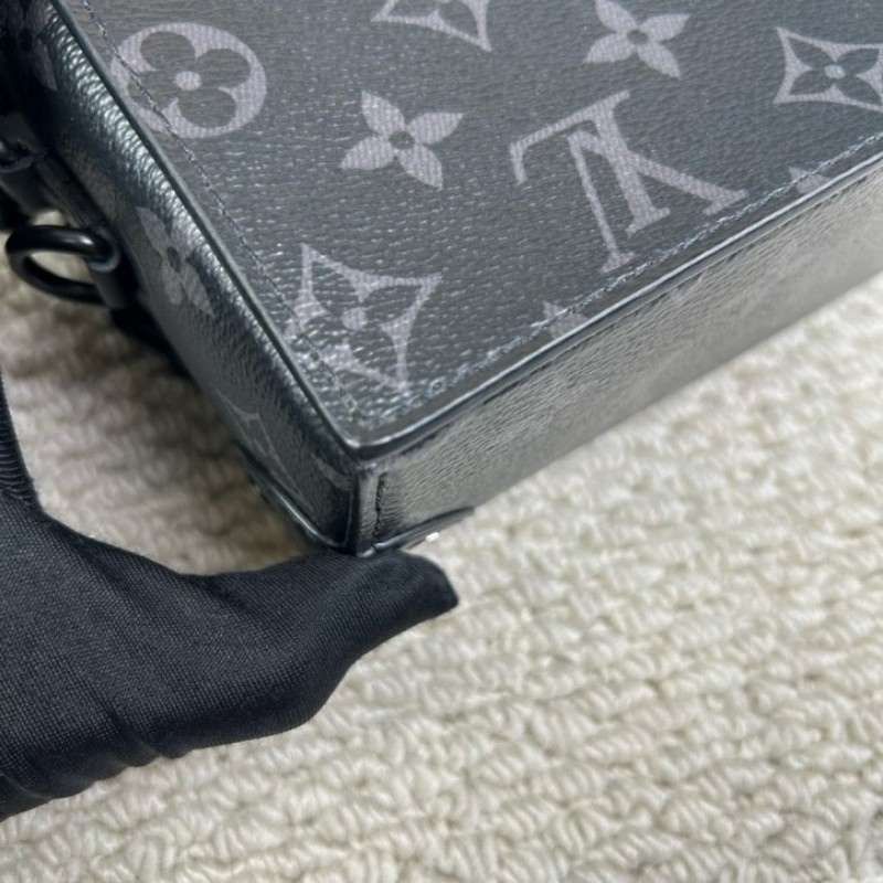 LV路易威登 Steamer黑武士曲別針迴形針郵差包盒子包 芯片款 黑色老花配黑色鏈條 翻蓋磁吸扣設計 可調節肩帶 單肩斜挎兩用-14