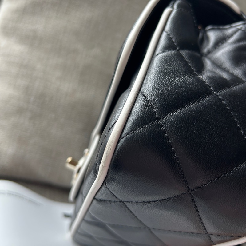 CHANEL 25P 限量熊貓方胖子-20