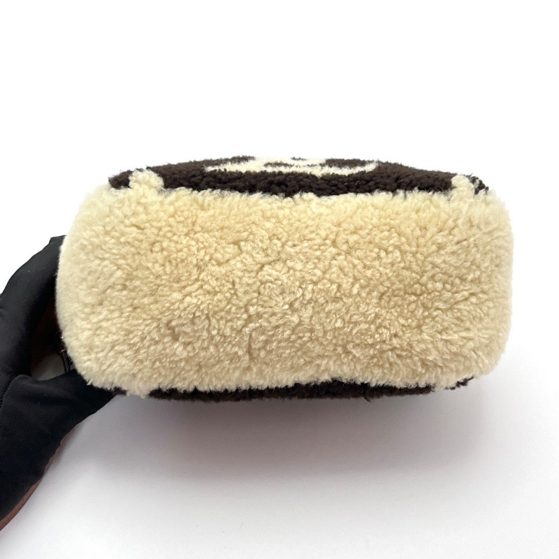 LV Teddy限量羊羔毛泰迪相機包17*12*9 98新配件盒子塵袋購證-4