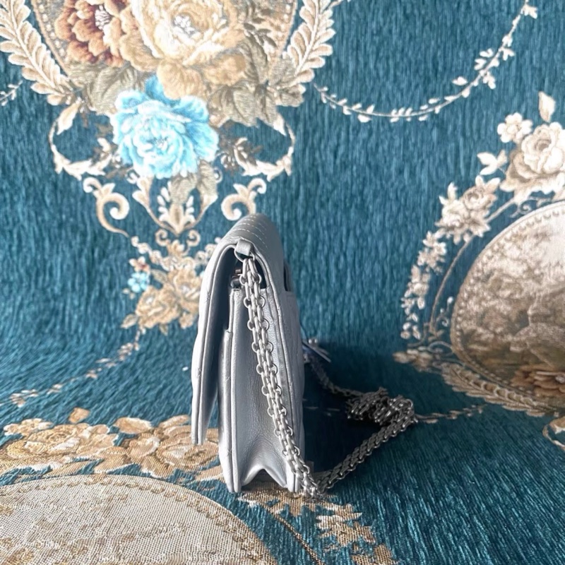 CHANEL 2.55 WOC shoulder bag-3