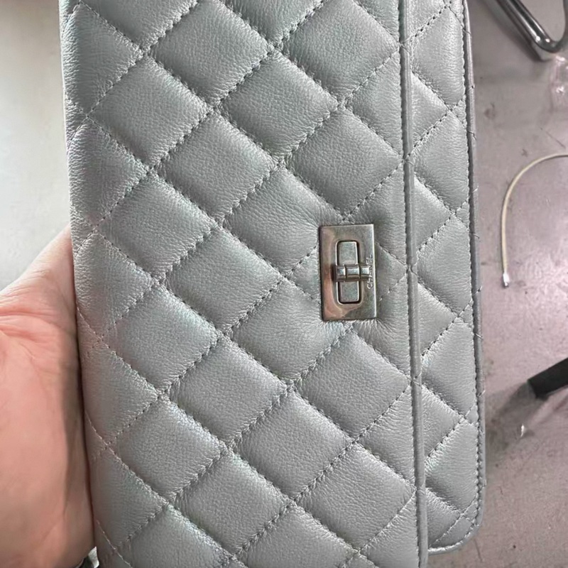 CHANEL 2.55 WOC shoulder bag-8