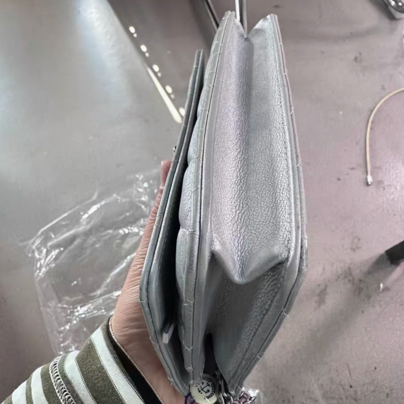 CHANEL 2.55 WOC shoulder bag-11