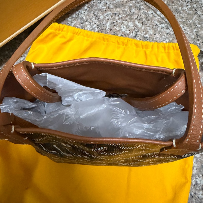 Goyard tote-4