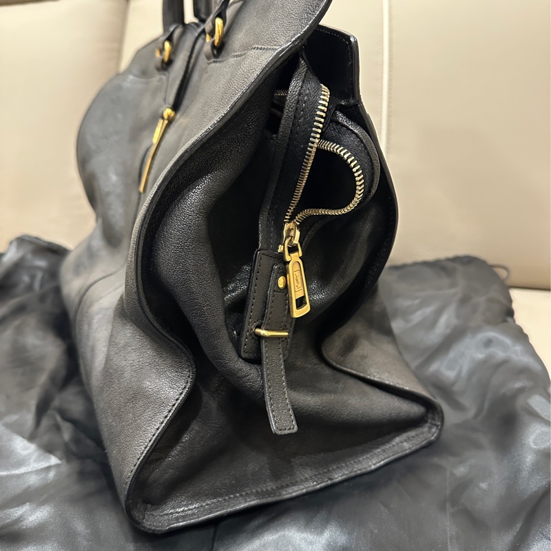 YSL Cabas Chyc Bag 黑色小羊皮手提包-2