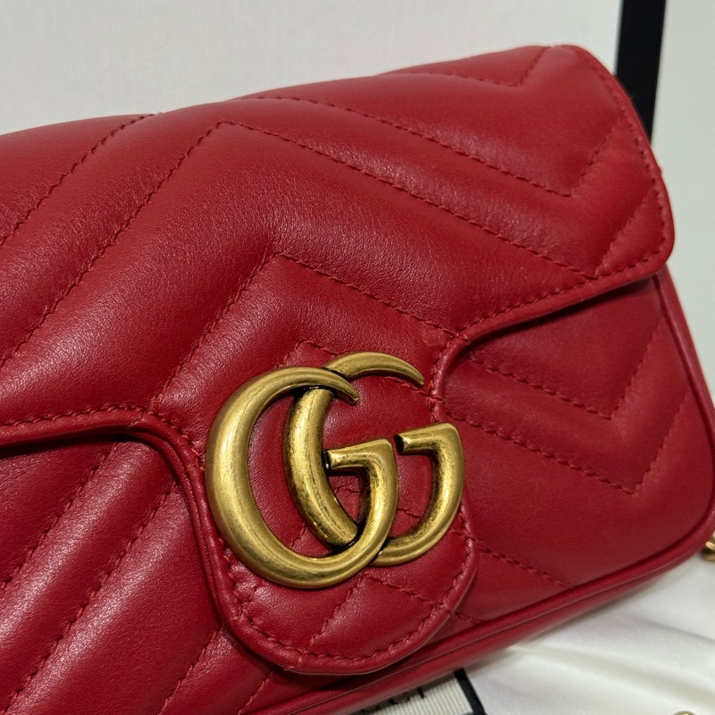 Gucci過年發財紅小斜背包-10