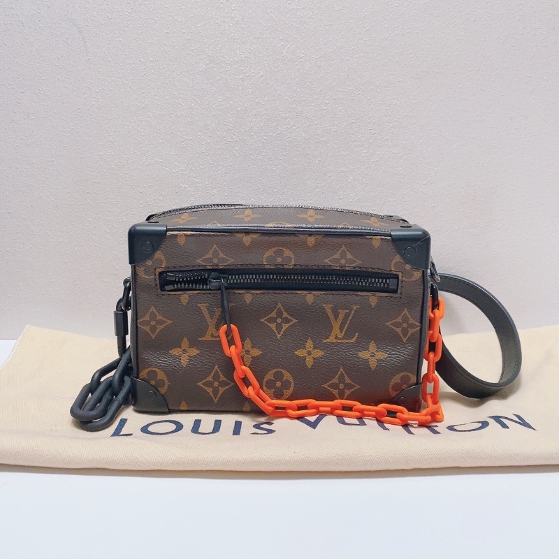 lv 老花soft trunk拉鍊軟盒斜背包19*12*8 98新配件塵袋-1