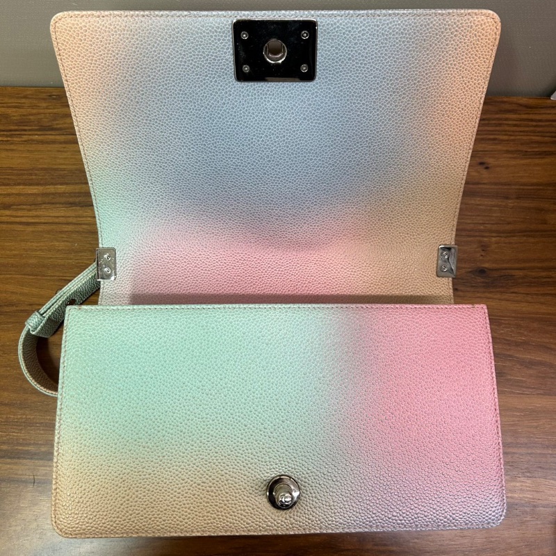 CHANEL Leboy漸變彩虹菱格紋牛皮銀扣肩背斜背包1eboy25*16*8.5 98新配件塵袋-2