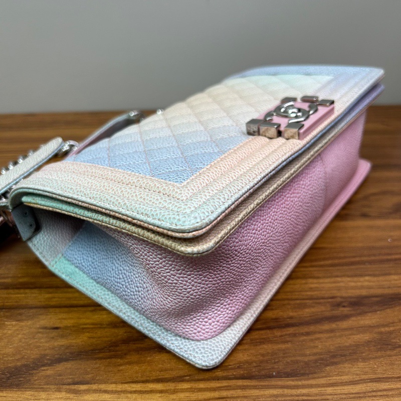 CHANEL Leboy漸變彩虹菱格紋牛皮銀扣肩背斜背包1eboy25*16*8.5 98新配件塵袋-3