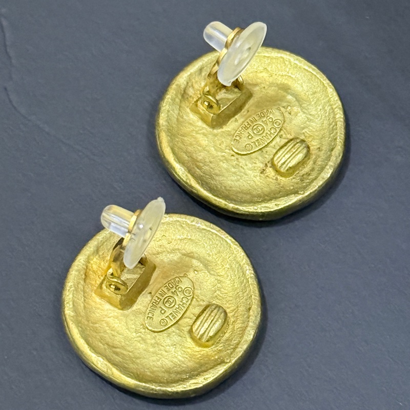 買耳環送項鍊🌙黃金持續漲📈非常值得買的香奈兒精緻工藝 1993年24k金 熔岩工藝系列-23