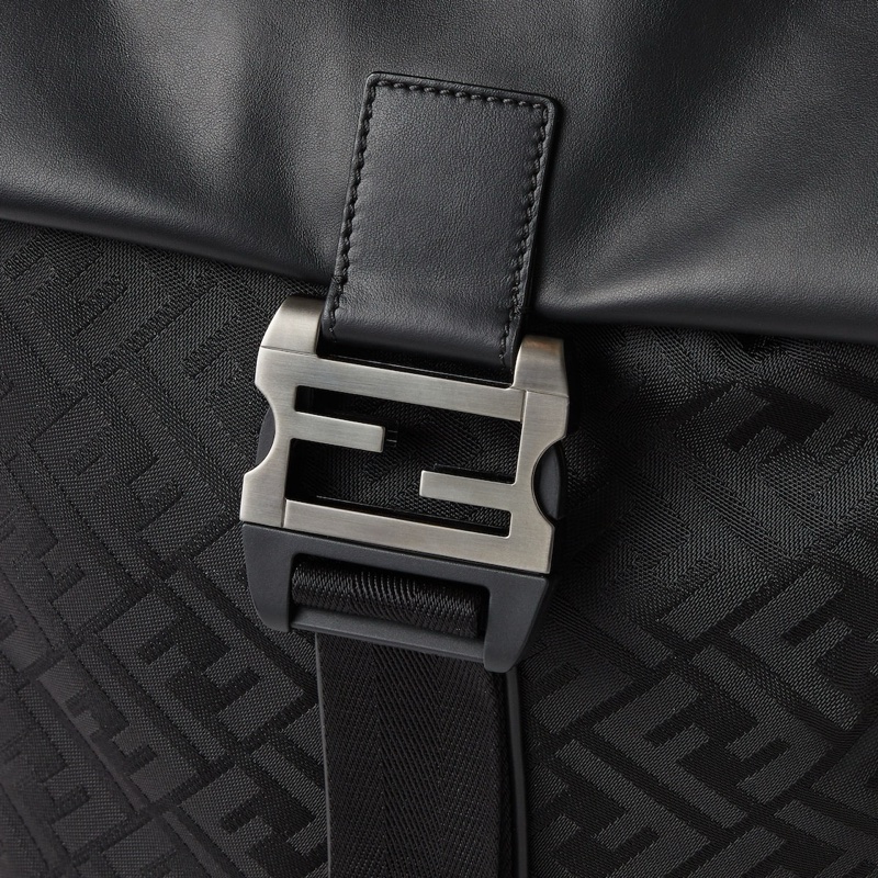 Fendi 男士 Fendi Flux 背包均碼碼30cm*20cm*38cm-3