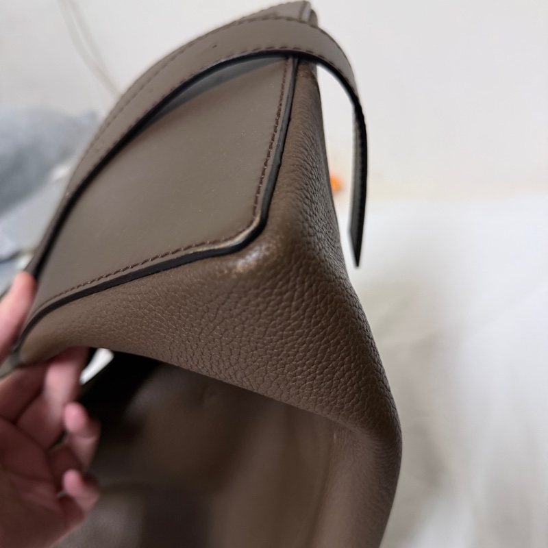 Loewe 羅威 Berlingo 旅行袋/斜背包-9