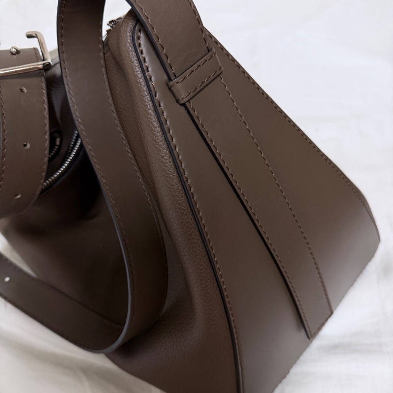 Loewe 羅威 Berlingo 旅行袋/斜背包-18