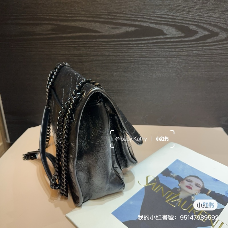 YSL 黑復古牛皮黑釦Niki 中型肩背斜背包-3